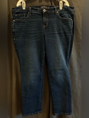 Torrid Women’s Plus-Size Boyfriend Straight ‘Vintage Stretch’ Jeans; Size 18S